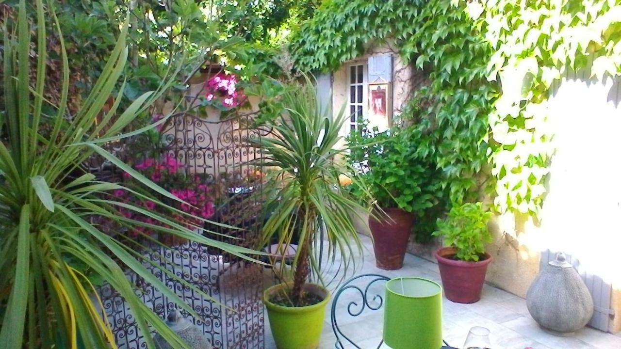 Le Domaine De La Lezardiere B&B Espiet Εξωτερικό φωτογραφία